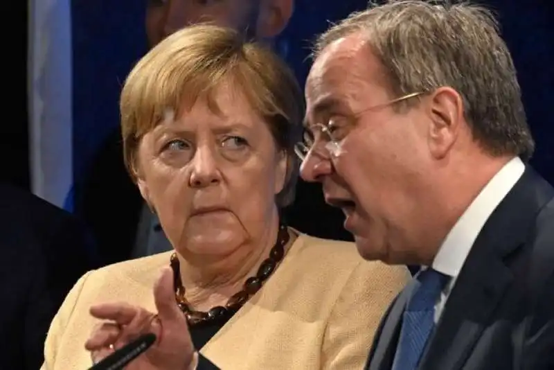 armin laschet e angela merkel 2