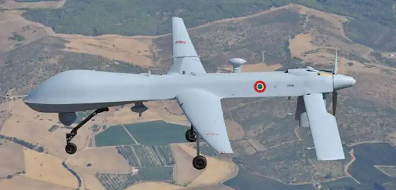 drone predator aeronautica militare 