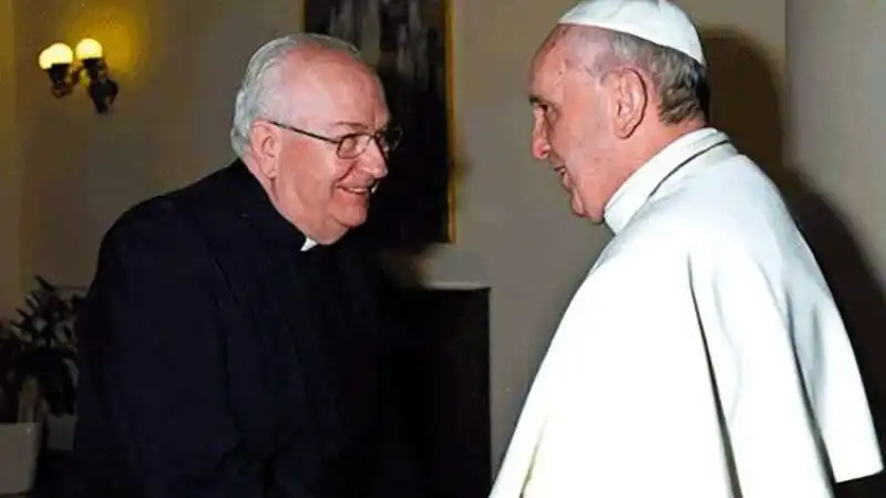 fernando vergez alzaga con papa francesco 