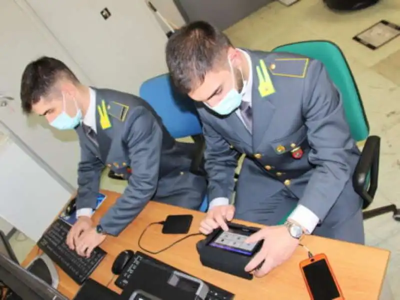 GUARDIA DI FINANZA INDAGA SULLA TRUFFA