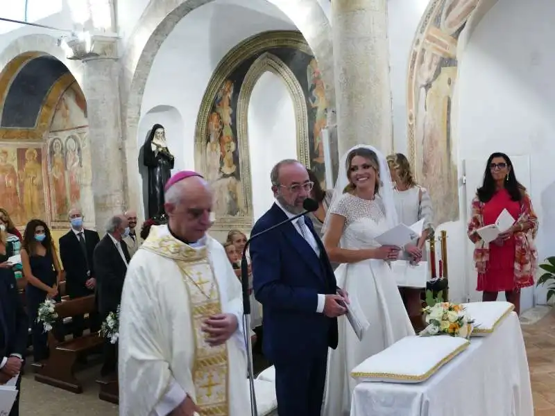 il matrimonio di ferdinando adornato   monsignor fisichella 