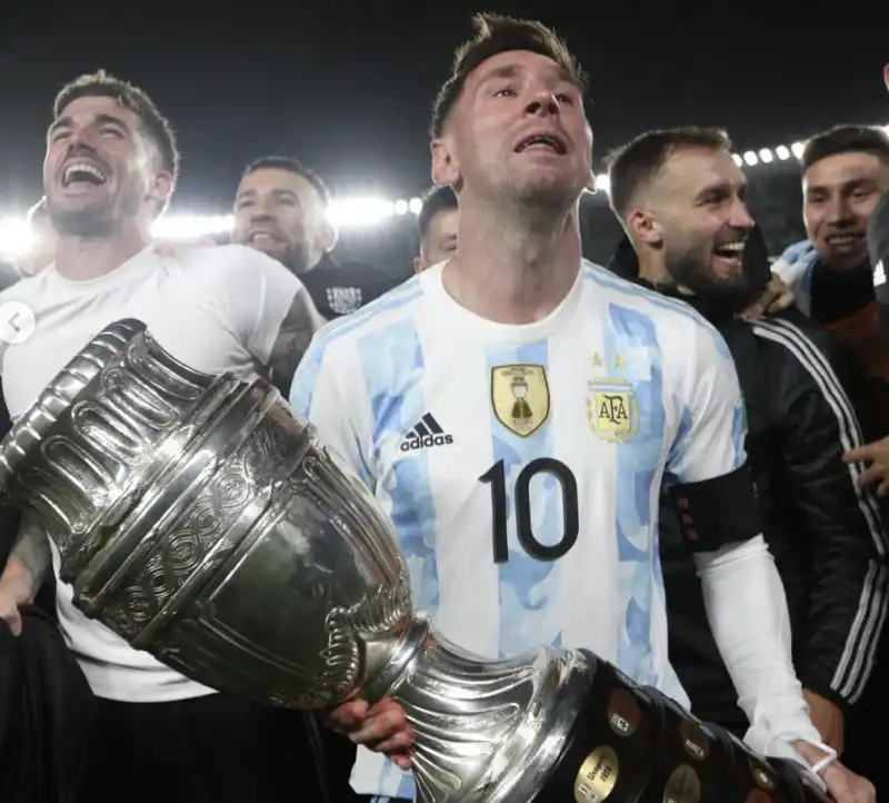 leo messi argentina 3