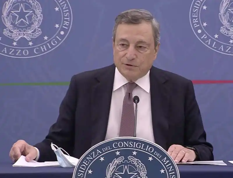 MARIO DRAGHI IN CONFERENZA STAMPA