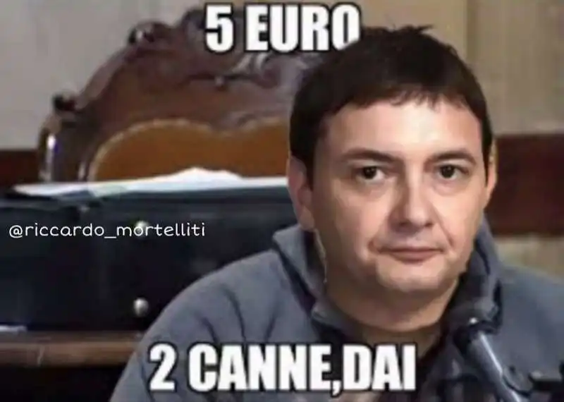 MEME SU LUCA MORISI