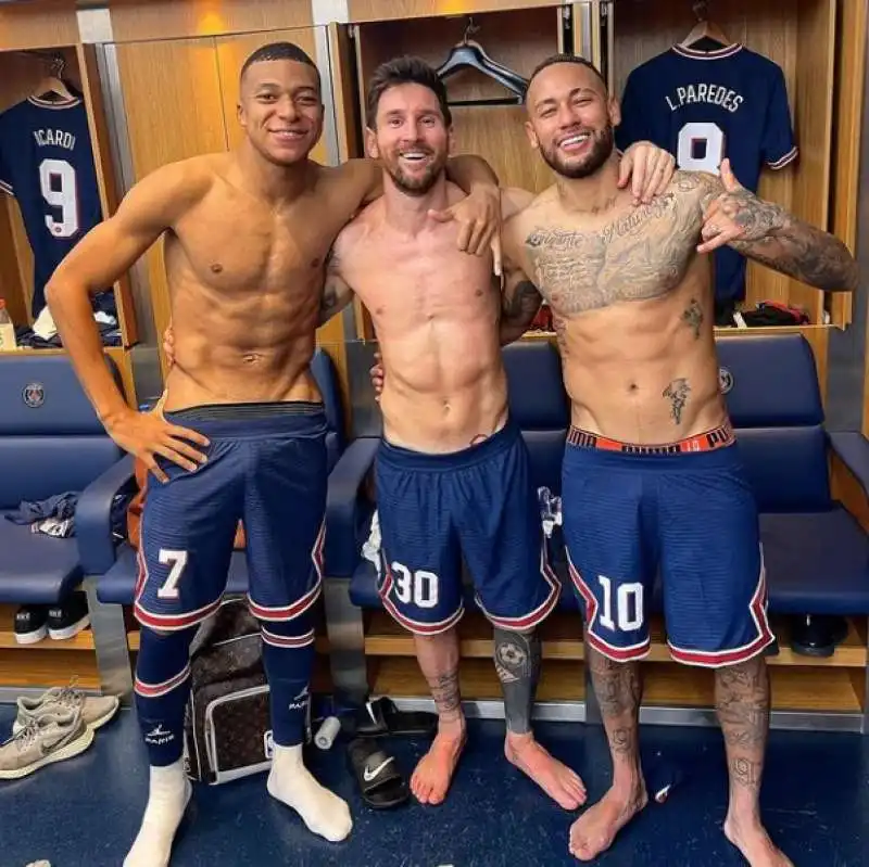 messi con mbappe e neymar