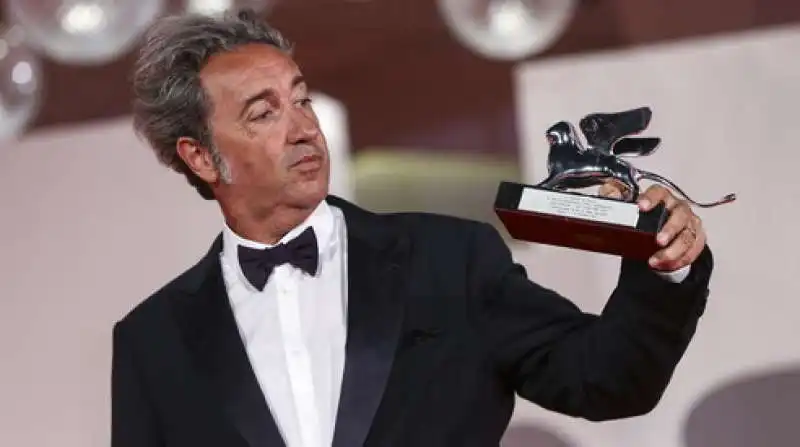 paolo sorrentino vince il leone d'argento 6