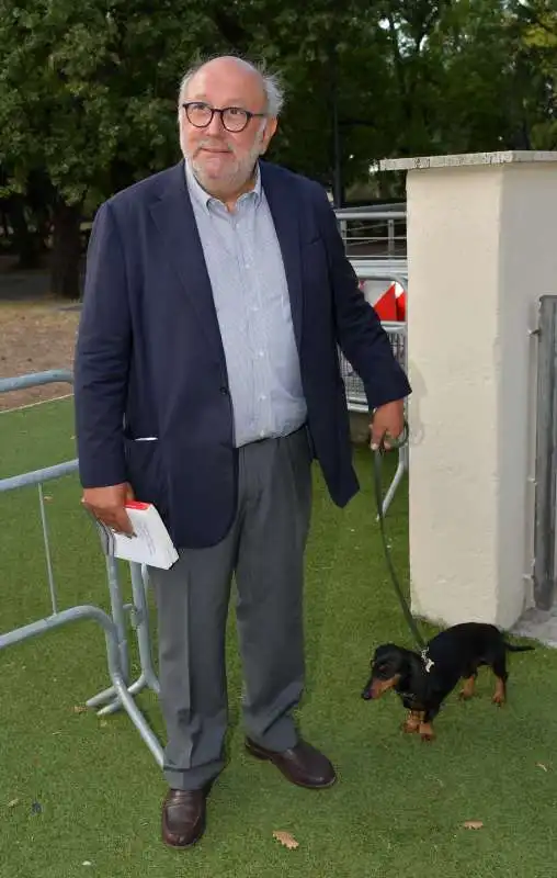 pierluigi battista con il piccolo enzo  foto di bacco (2)