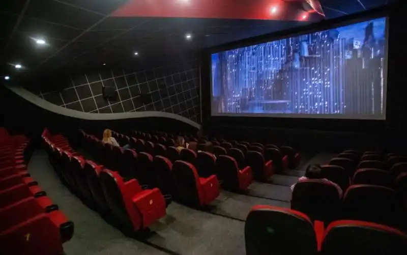 restrizioni cinema