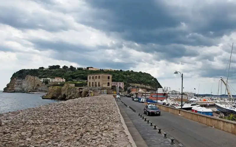 BAGNOLI NAPOLI