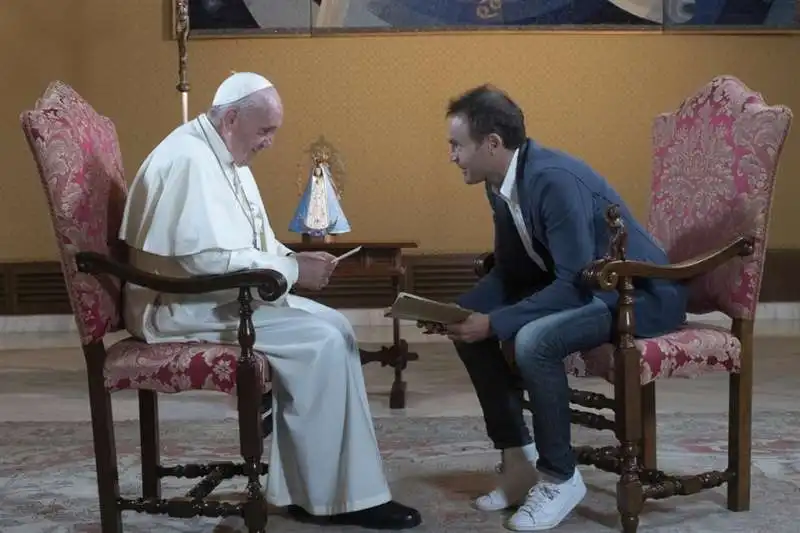 don marco pozza con bergoglio     