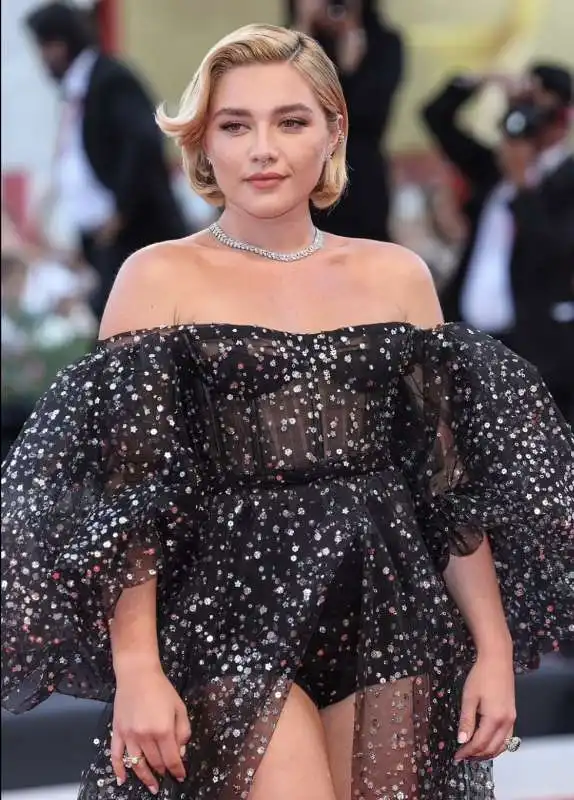 florence pugh a venezia   3