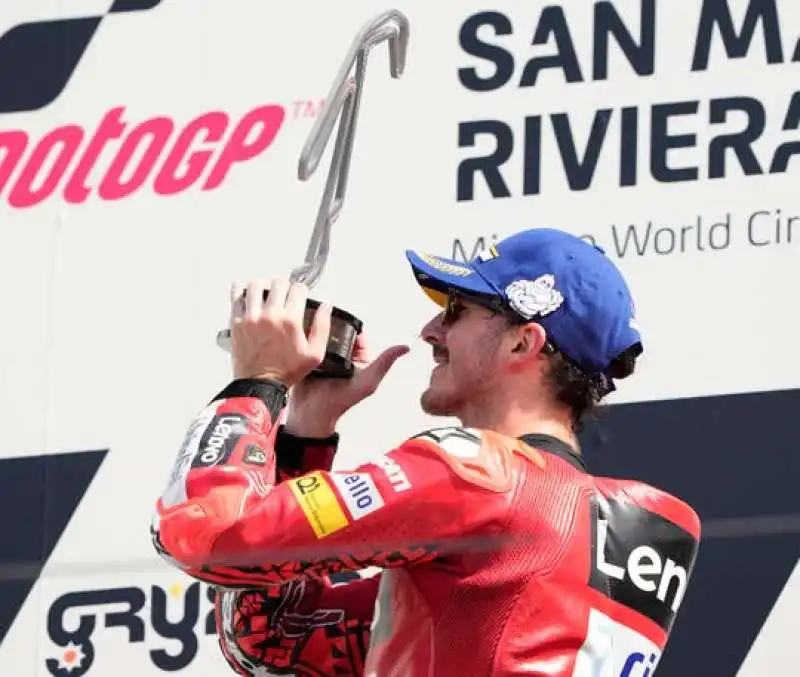 francesco bagnaia vince al gp di misano   10