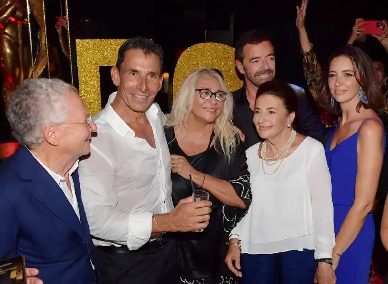 franco matano riccardo mannino  mara venier marisa faga luisa e alberto matano  foto di bacco