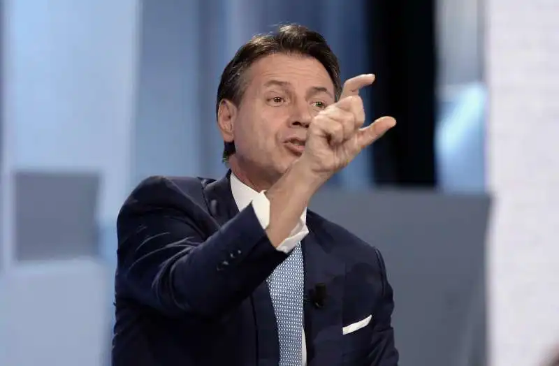 GIUSEPPE CONTE - MEZZORA IN PIU  