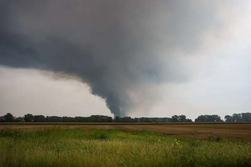 incendio alla nitrolchimica a san giuliano milanese   26