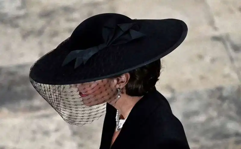 kate middleton al funerale della regina elisabetta