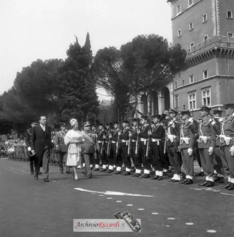 le quattro visite della regina elisabetta ii a roma 20