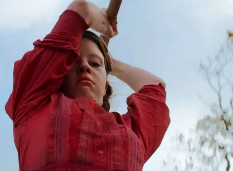 mia goth in pearl di ti west   4