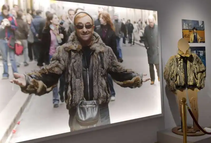 mostra dedicata a  lucio dalla nel decennale della scomparsa   (35)