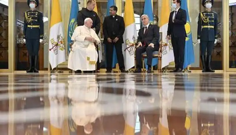 papa francesco in kazakistan