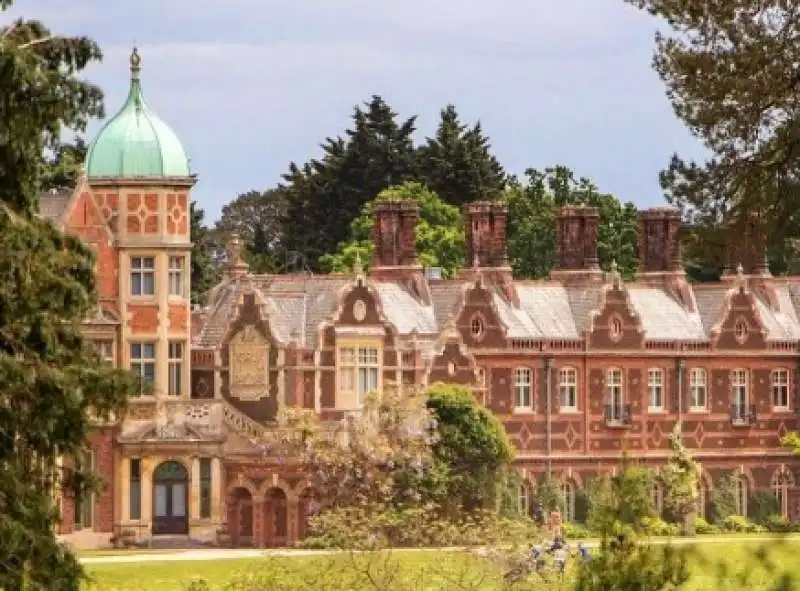 sandringham 1