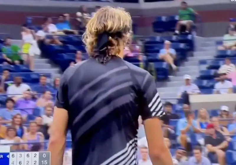 alexander zverev caccia un tifoso nazista   3