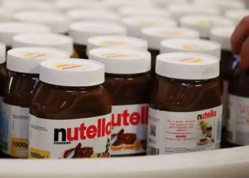 barattoli di nutella 