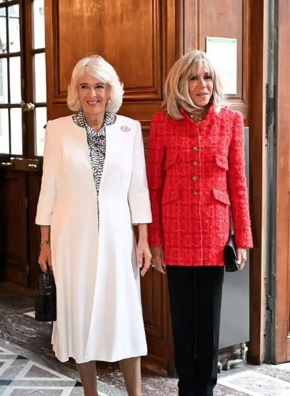 brigitte macron e camilla parker bowles 1