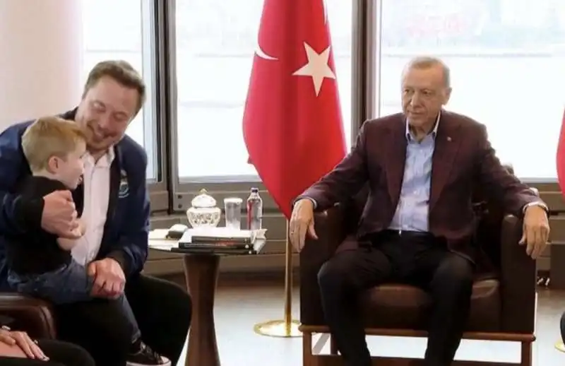 ELON MUSK SI PORTA IL FIGLIO ALL INCONTRO CON ERDOGAN - 1