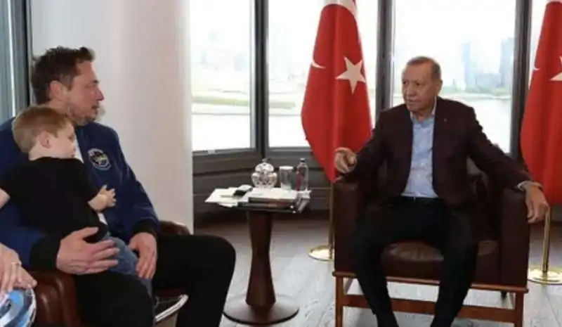 ELON MUSK SI PORTA IL FIGLIO ALL INCONTRO CON ERDOGAN - 2