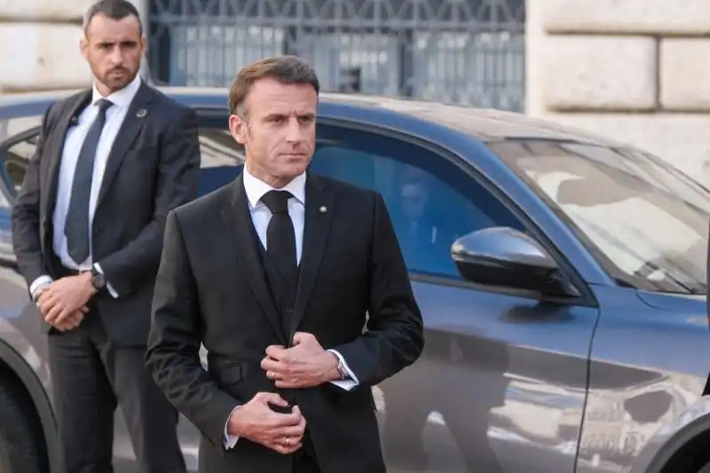 emmanuel macron FUNERALI DI GIORGIO NAPOLITANO 