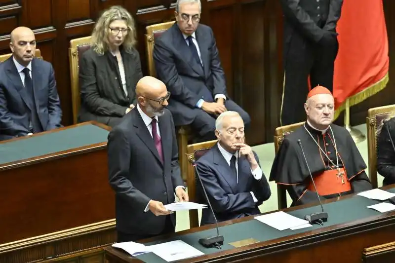 giulio napolitano ai funerali di giorgio napolitano