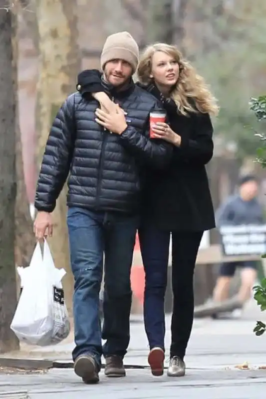 jake gyllenhaal  taylor swift