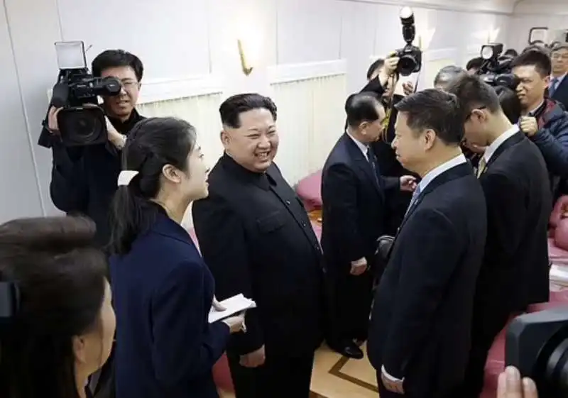 kim jong un in viaggio verso la russia   3