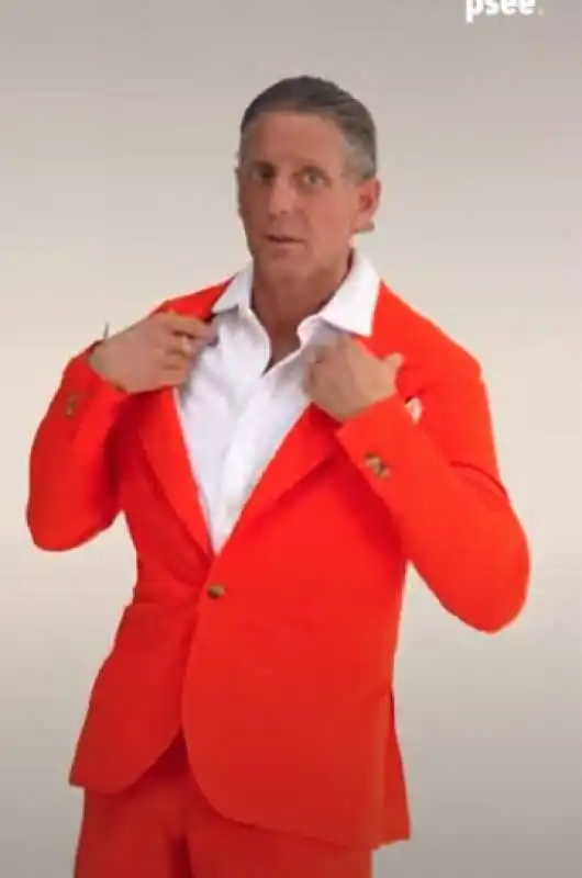 lapo elkann e la sua collezione creata per ecoalf 4