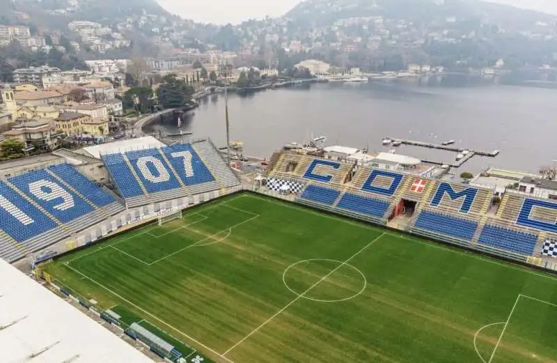 lo stadio sinigaglia di como   7