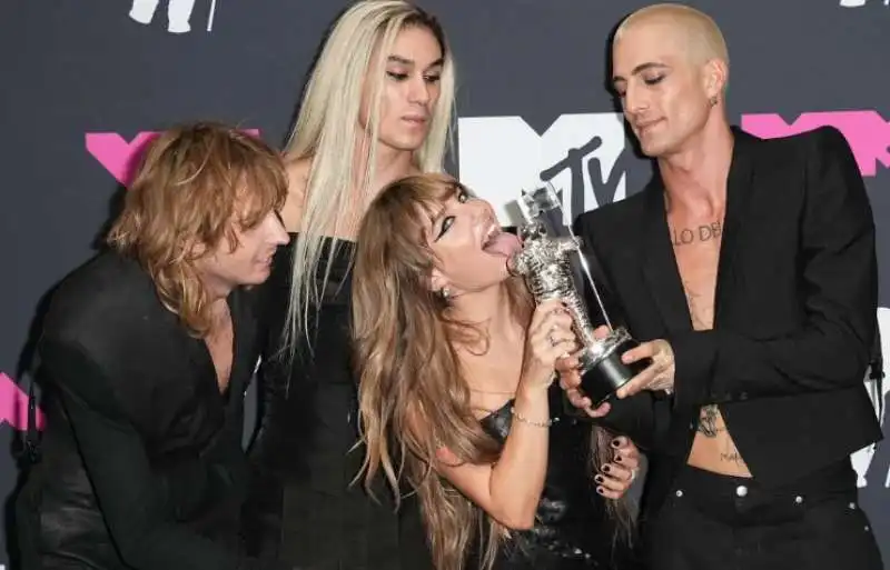 maneskin vincono agli mtv vma 2