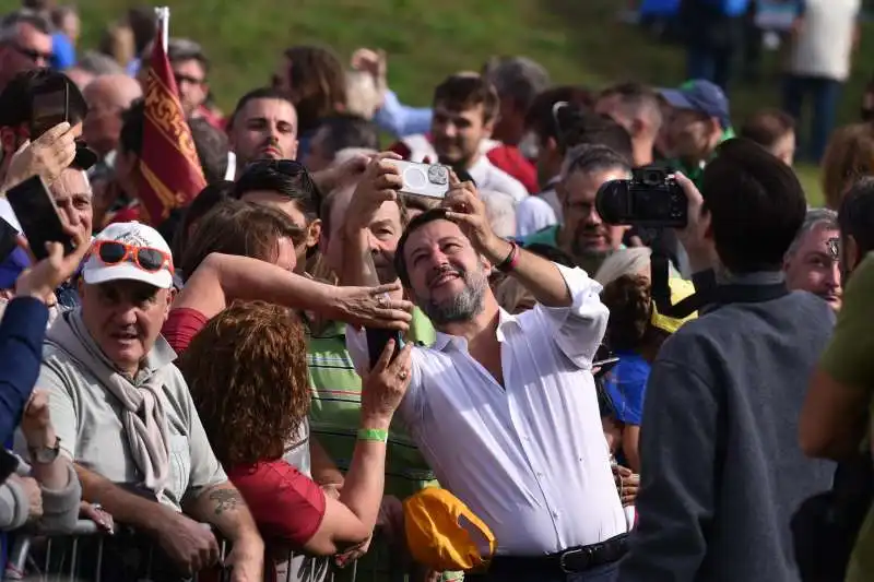 matteo salvini a pontida