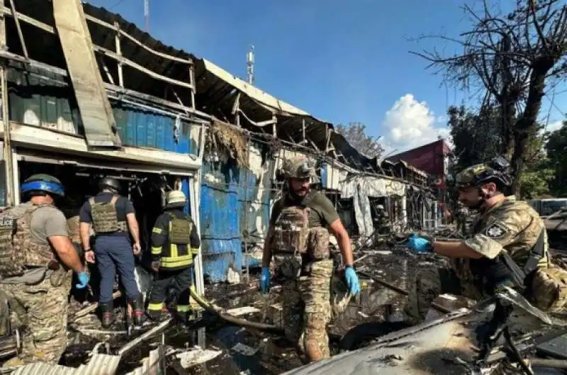 strage al mercato di kostyantynivka in ucraina 6