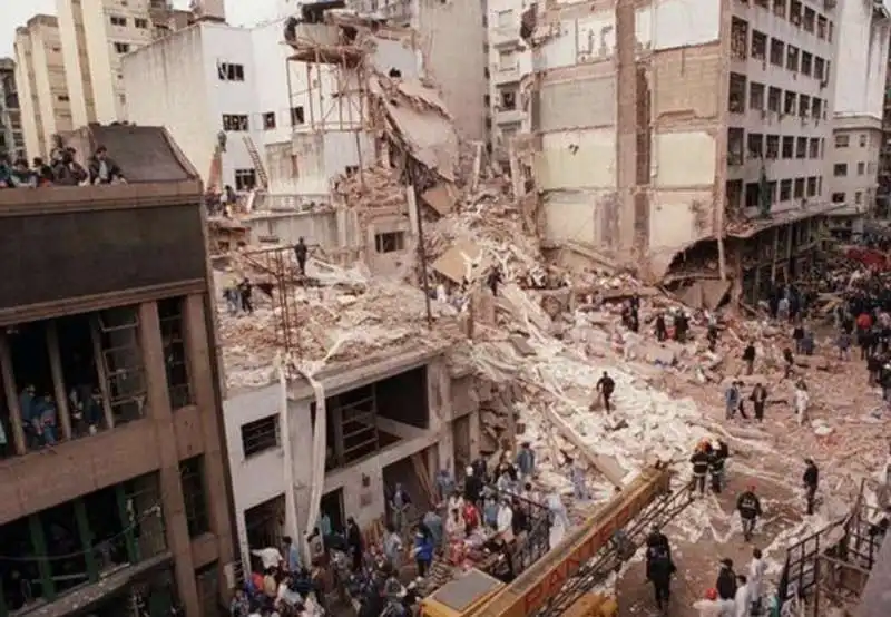 ATTENTATO ALL AMBASCIATA ISRAELIANA A BUENOS AIRES - 1992 