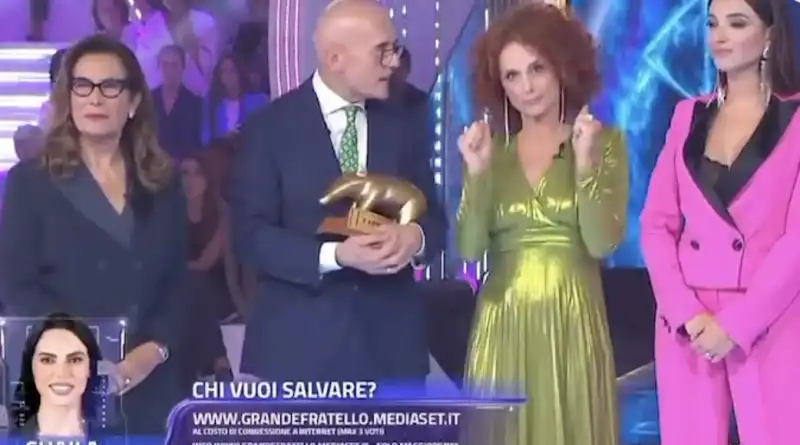 beatrice luzzi e il saluto all ex suocera al grande fratello 4