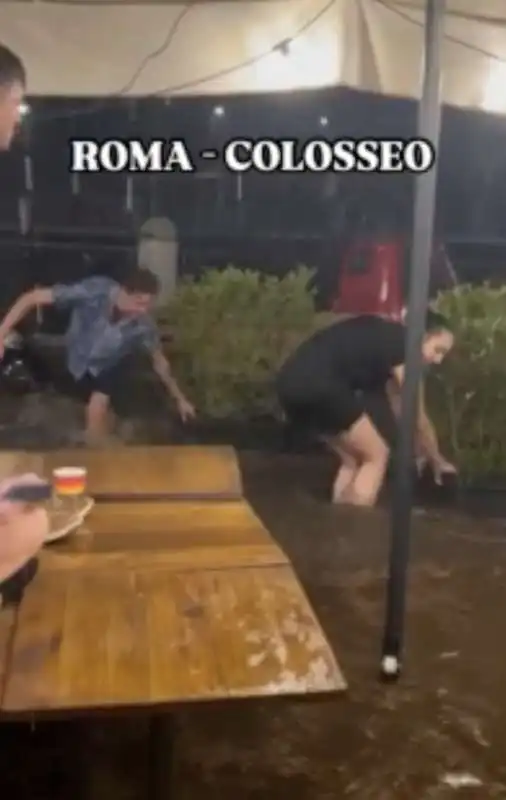 bomba d acqua a roma   14