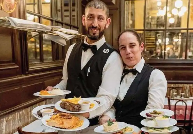 camerieri del bouillon chartier grands boulevards 