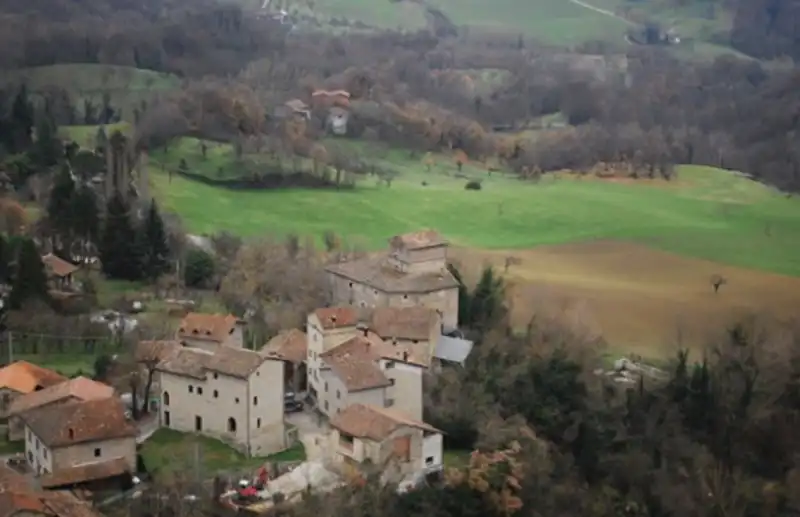 castello di affrico a gaggio montano 3