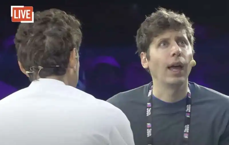 colloquio tra john elkann e sam altman all italian tech week di gedi   3