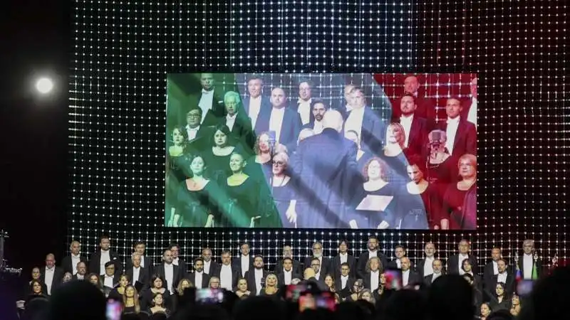 coro   115 anni della fondazione di acea   2