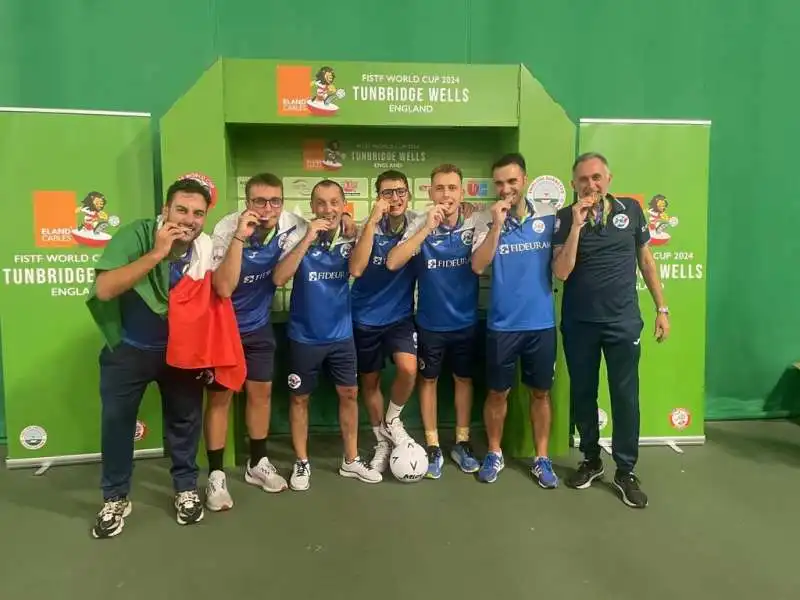 italia vince campionato del mondo di calcio da tavolo