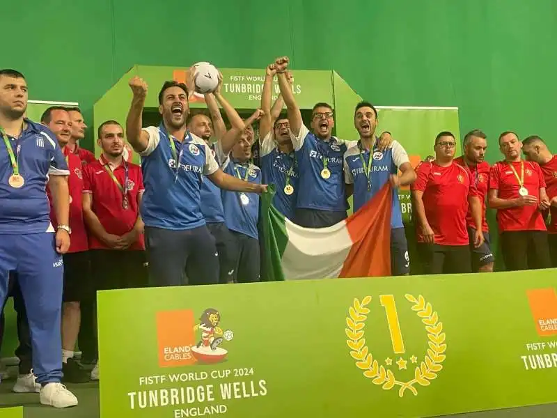 italia vince campionato del mondo di calcio da tavolo