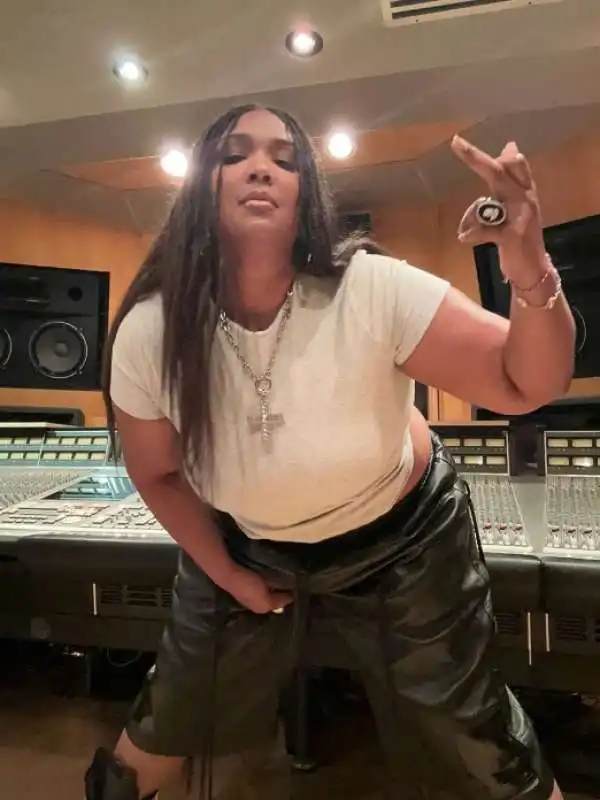 lizzo 3