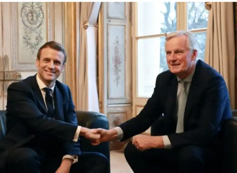 macron barnier